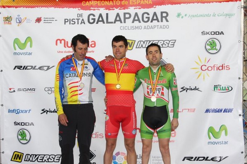 "Triplete" de Eduardo Santas en los Campeonatos de España